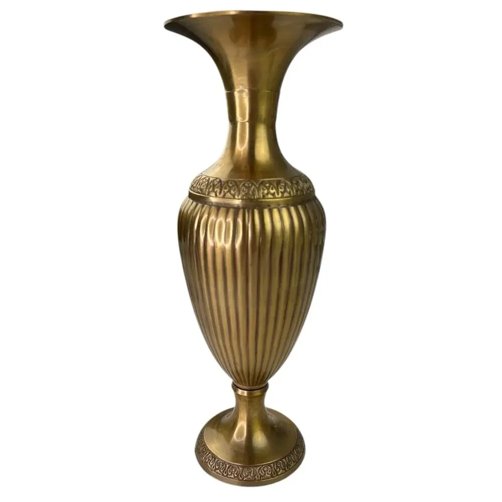 Vintage 1960s Solid Brass Urn Vase Hand Chased Moradabad India 12” Regency Heavy - Picture 6 of 8